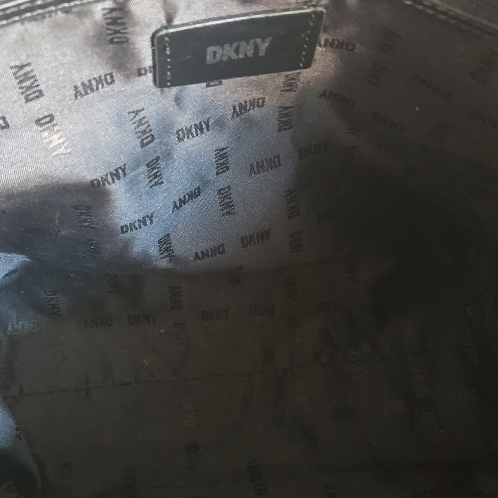 DKNY Gregorio Black Embossed Leather Tote Bag - Picture 8 of 16